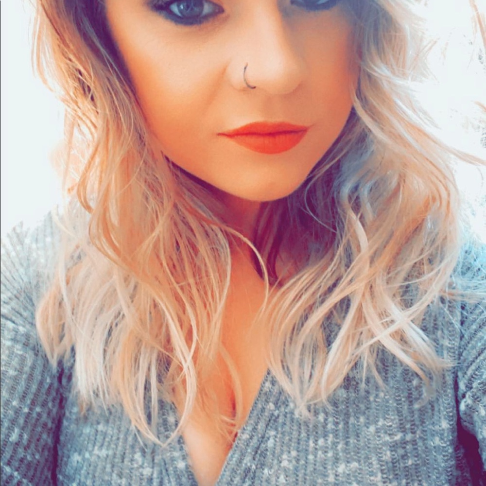 Meet your Posher, Jessica